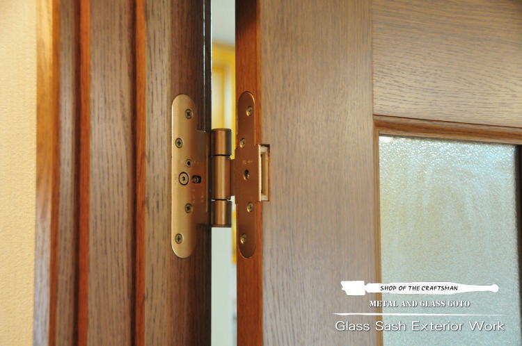 東京都清瀬市 玄関ドア丁番交換修理 