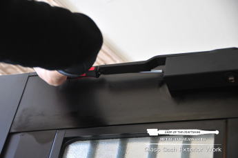 東京都清瀬市 玄関ドア丁番交換修理 