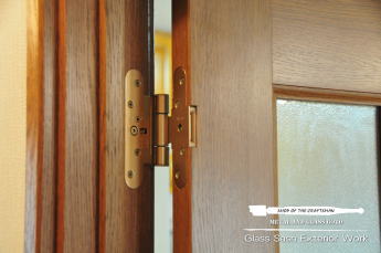 東京都清瀬市 玄関ドア丁番交換修理 