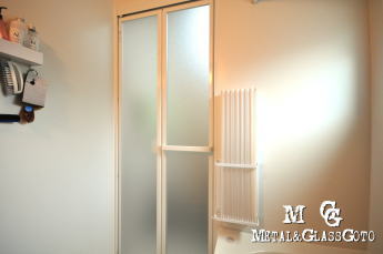 東京都 東村山市 浴室折れ戸 交換修理 