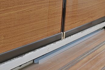 取替雨戸パネル 木製枠用雨戸レール