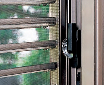 �G�R���Ⴂ�J�� �J�˃X���b�g������