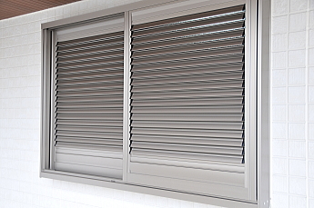 エコ引違い雨戸 施工方法