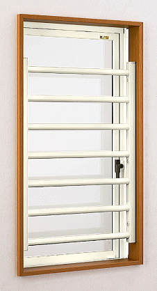 LIXIL �����ʊi�q �z���C�g