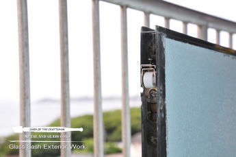 神奈川県 三浦市 雨戸 戸車交換修理 