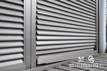 東京都 国分寺市 中古一戸建て 雨戸 交換修理 