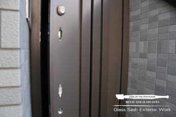 東京都東村山市 玄関ドア ハンドル 交換工事 