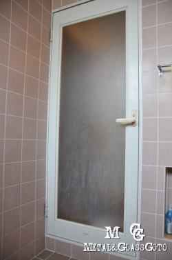 東京都清瀬市 浴室ドア交換工事 