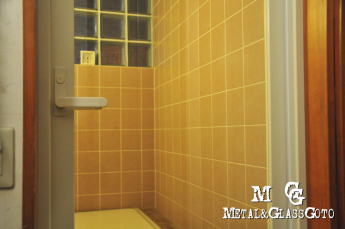 東京都清瀬市 浴室ドア交換工事 