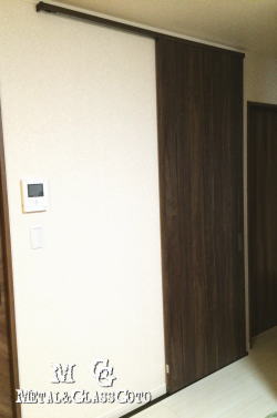 神奈川県川崎市宮前区 室内 アウトセット 引き戸 取付工事 
